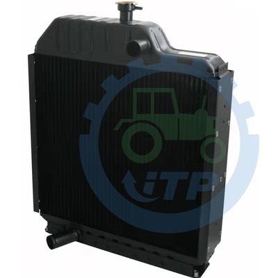 067327T1 067323T1 425 un radiatore di 435 di Massey Ferguson parti del trattore