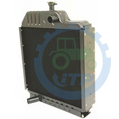 067327T1 067323T1 425 un radiatore di 435 di Massey Ferguson parti del trattore